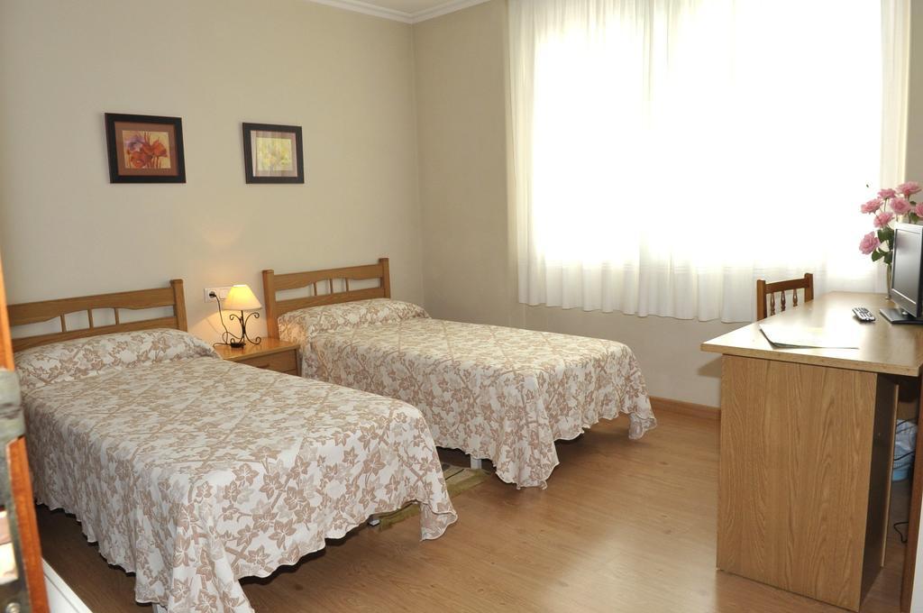Pr Nimo Hotell Santiago de Compostela Rum bild
